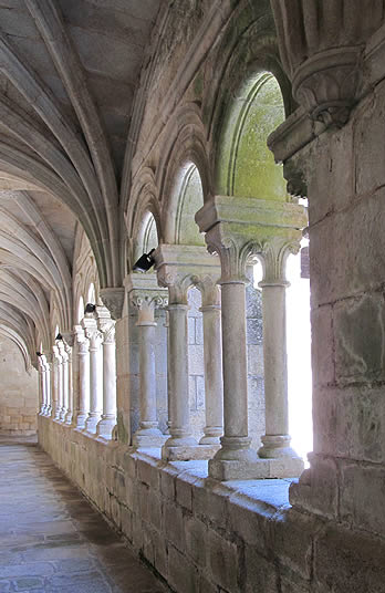 Claustro del Monasterio de Santo Estevo de Ribas de Sil
