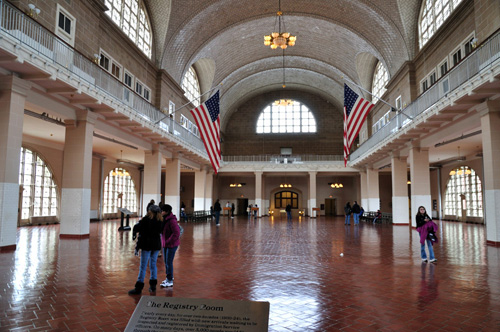 Sala de registro de Ellis Island