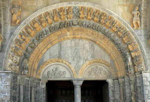Portada de la Catedral de Oloron