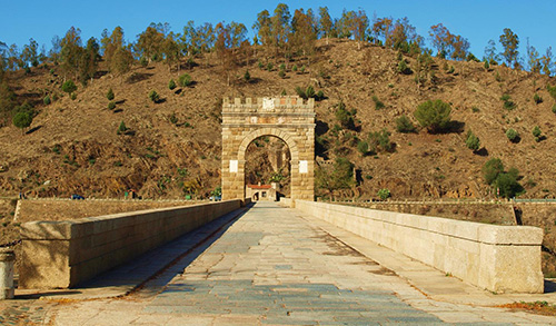 Arco del Triunfo del Puente de Alcántara